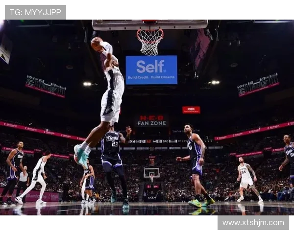 马刺与雄鹿激战正酣12月6日精彩对决引发球迷热议